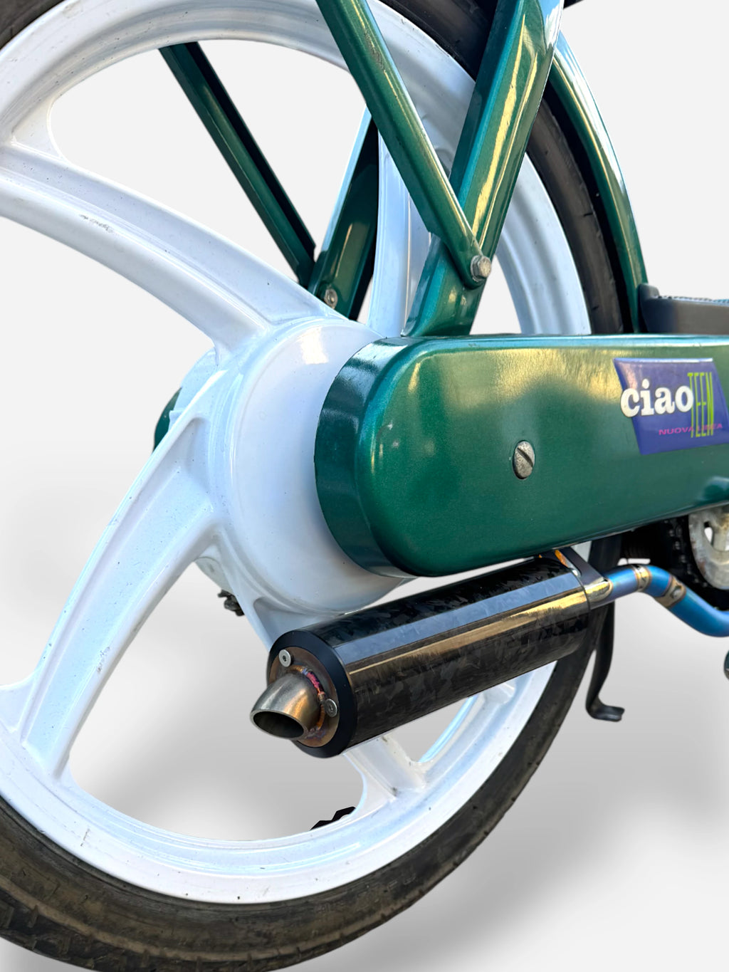 DBR Wyvern Titanium Multicolor Exhaust