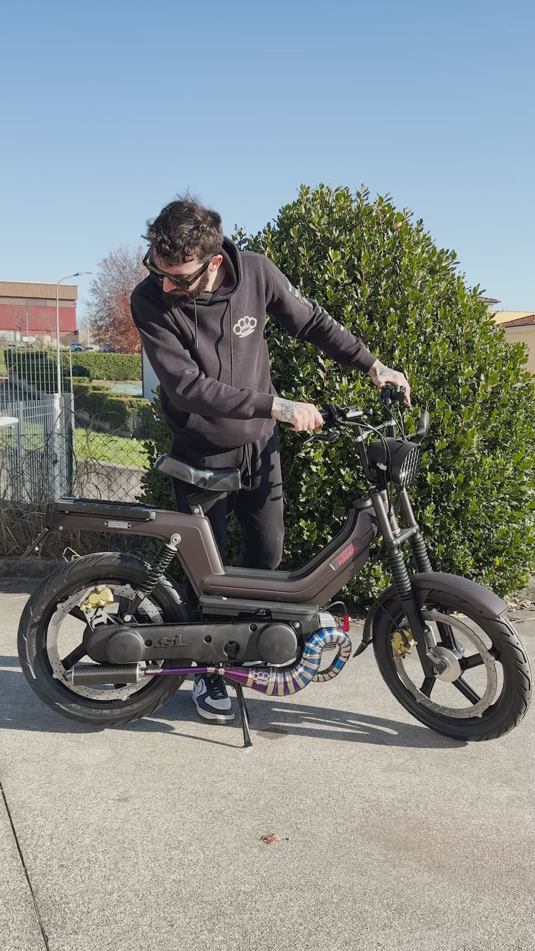 DBR Wyvern Titanium Multicolor Exhaust